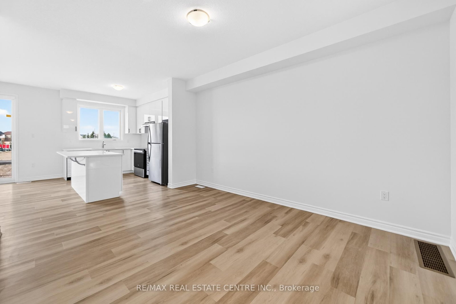 182 Stamson Street - Photo 8