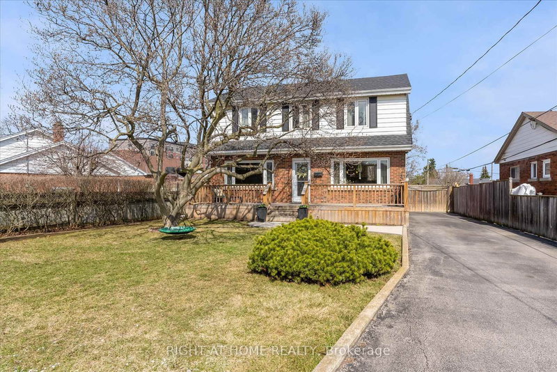 74 Glenview Dr, Hamilton, L8G 2L6 | Image 2