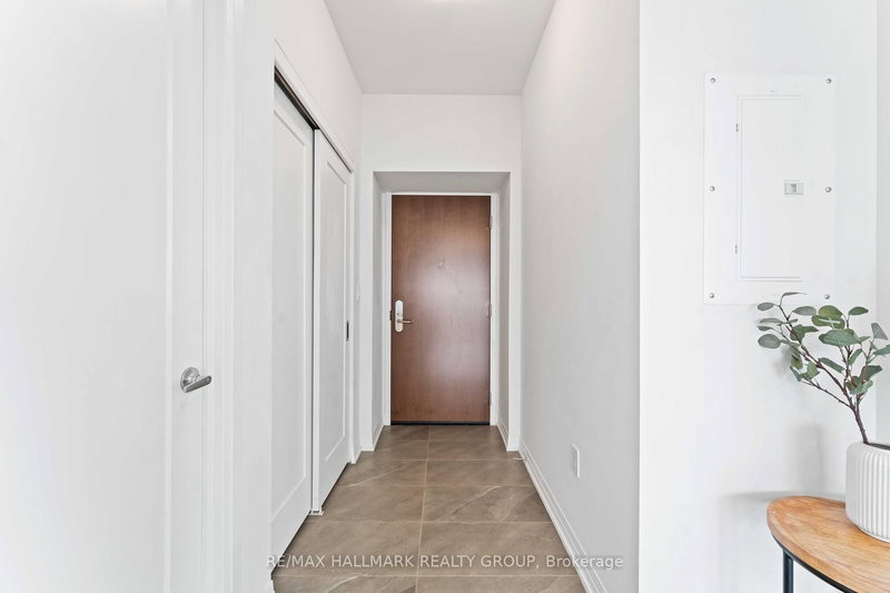 3108 - 805 Carling Ave, Ottawa, K1S 5W9 | Image 2