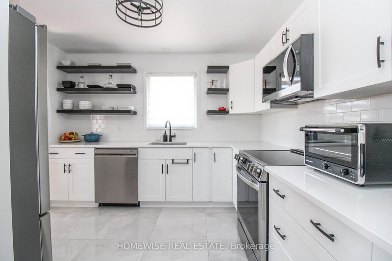 268 SPENCLEYS Lane, Peterborough, K9H 1S3 | Image 3