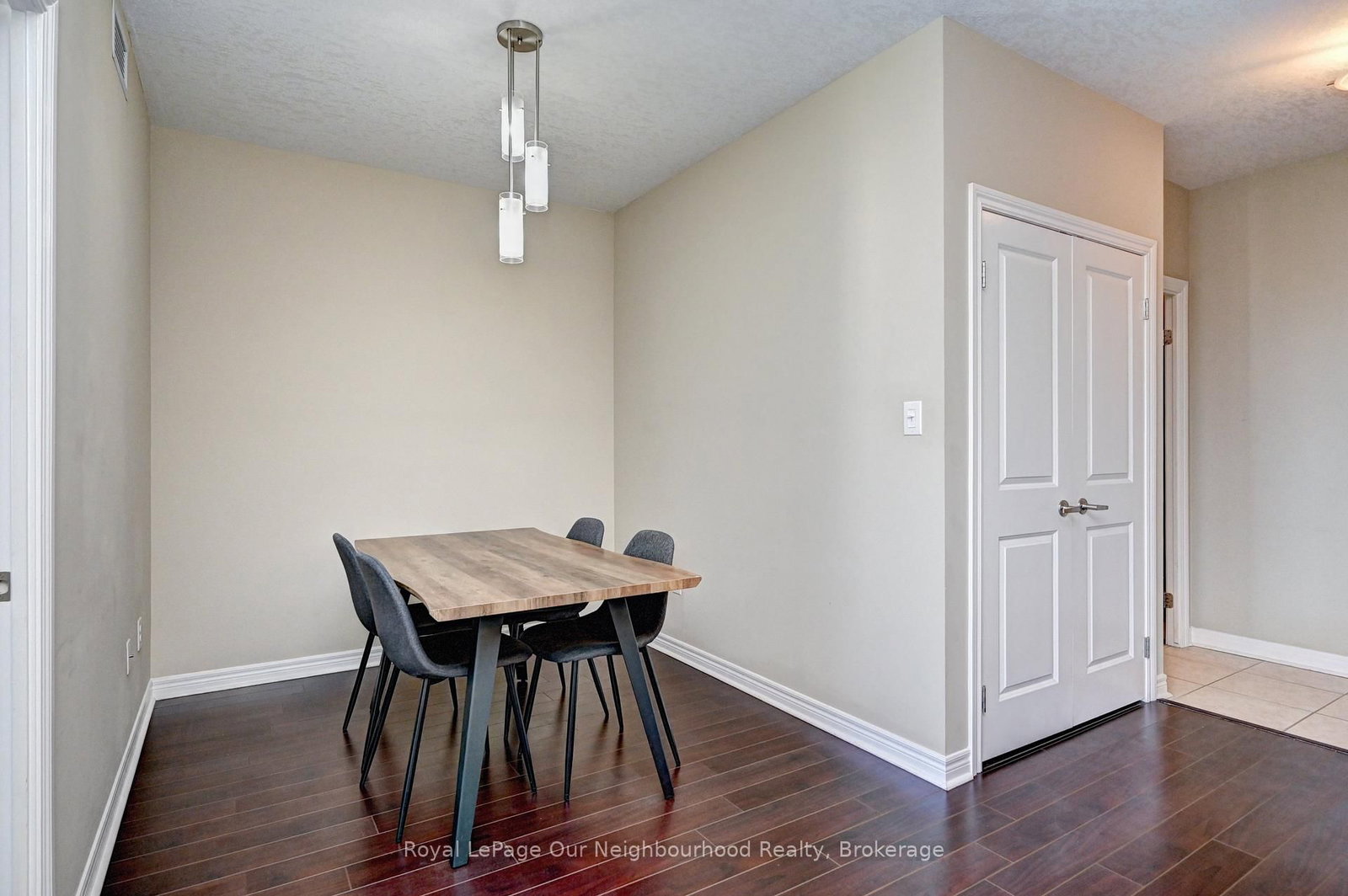 539 Belmont Avenue W, Unit 1104 - Photo 15