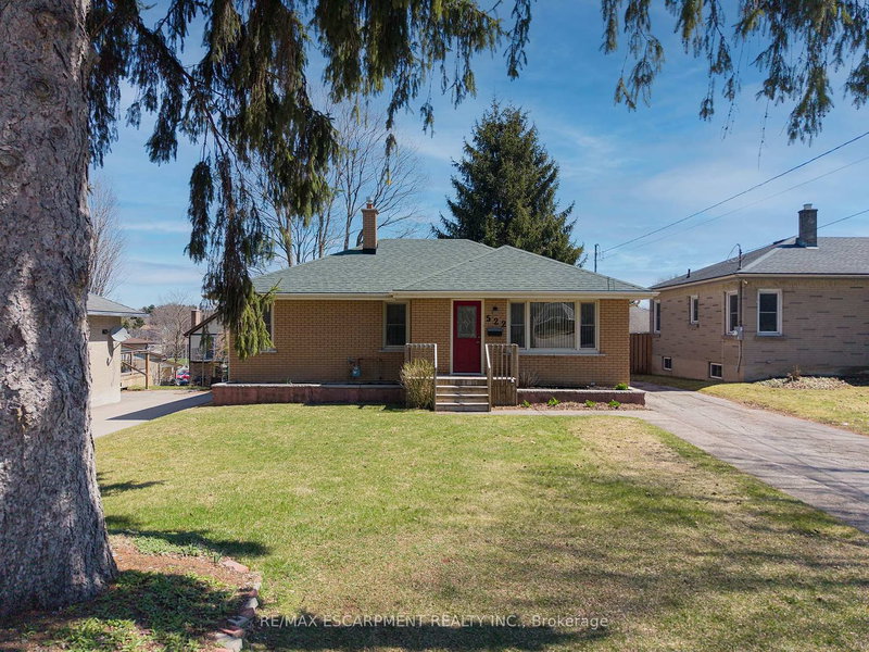 home for sale on 522 Huron Street