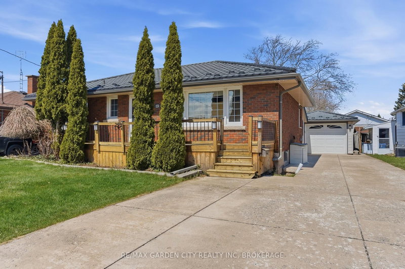 19 Tamarack Ave, St. Catharines, L2M 3B8 | Image 2