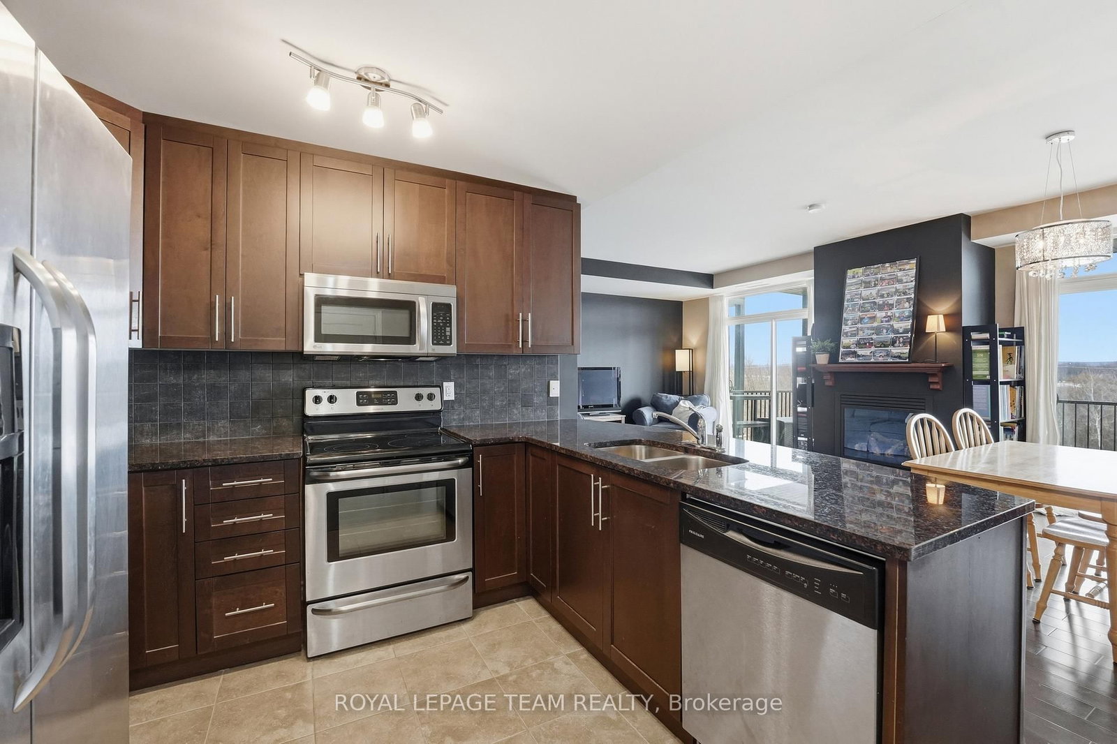 10 Prestige Circle, Unit 5 - Photo 10