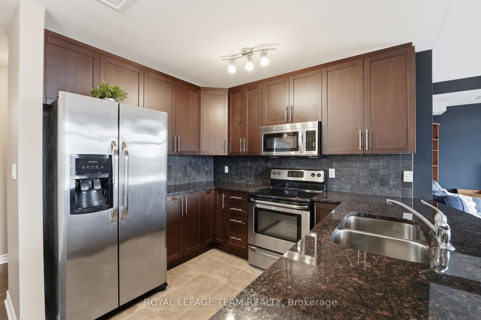 10 Prestige Circle, Unit 5 - Photo 13