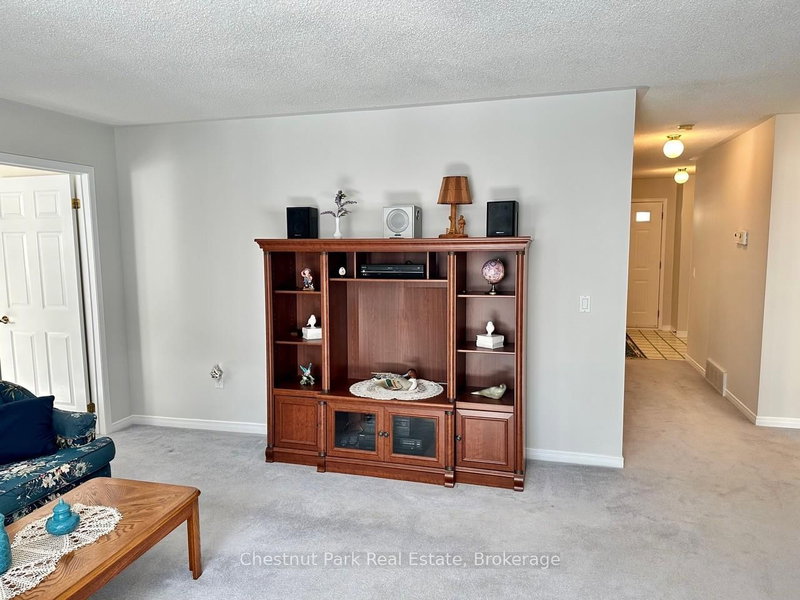 45 Pine Ridge Gate E, Gravenhurst, P1P 1Y4 | Image 3