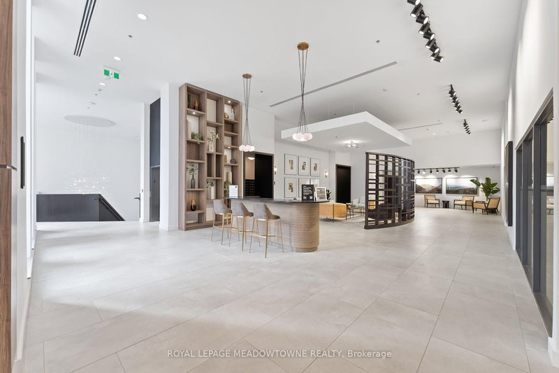 1304 - 15 Glebe St E, Cambridge, N1S 0C3 | Image 2