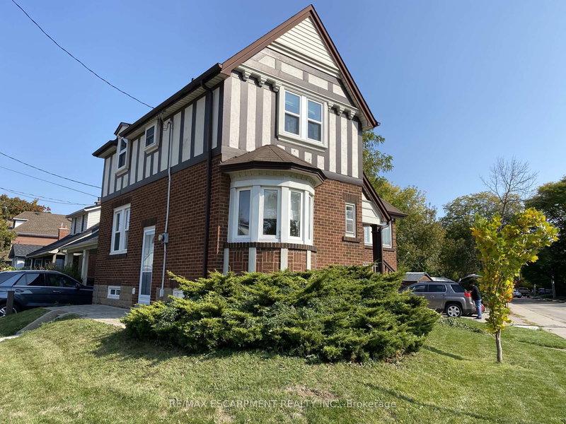 184 Arkell St, Hamilton, L8S 1W8 | Image 2