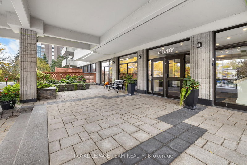 1114 - 40 Landry St, Ottawa, K1L 8K4 | Image 3