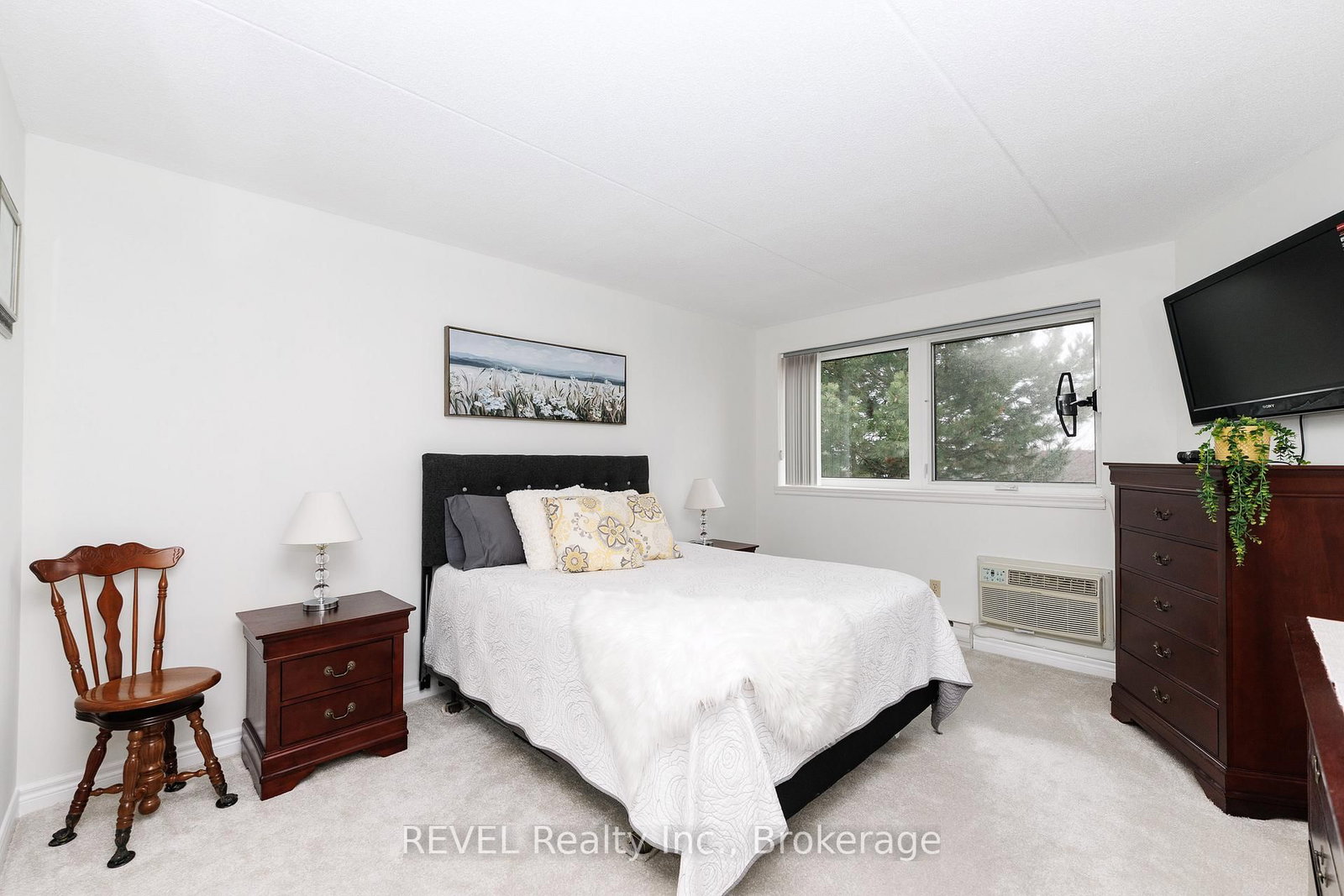 3364 Montrose Road, Unit 301 - Photo 18