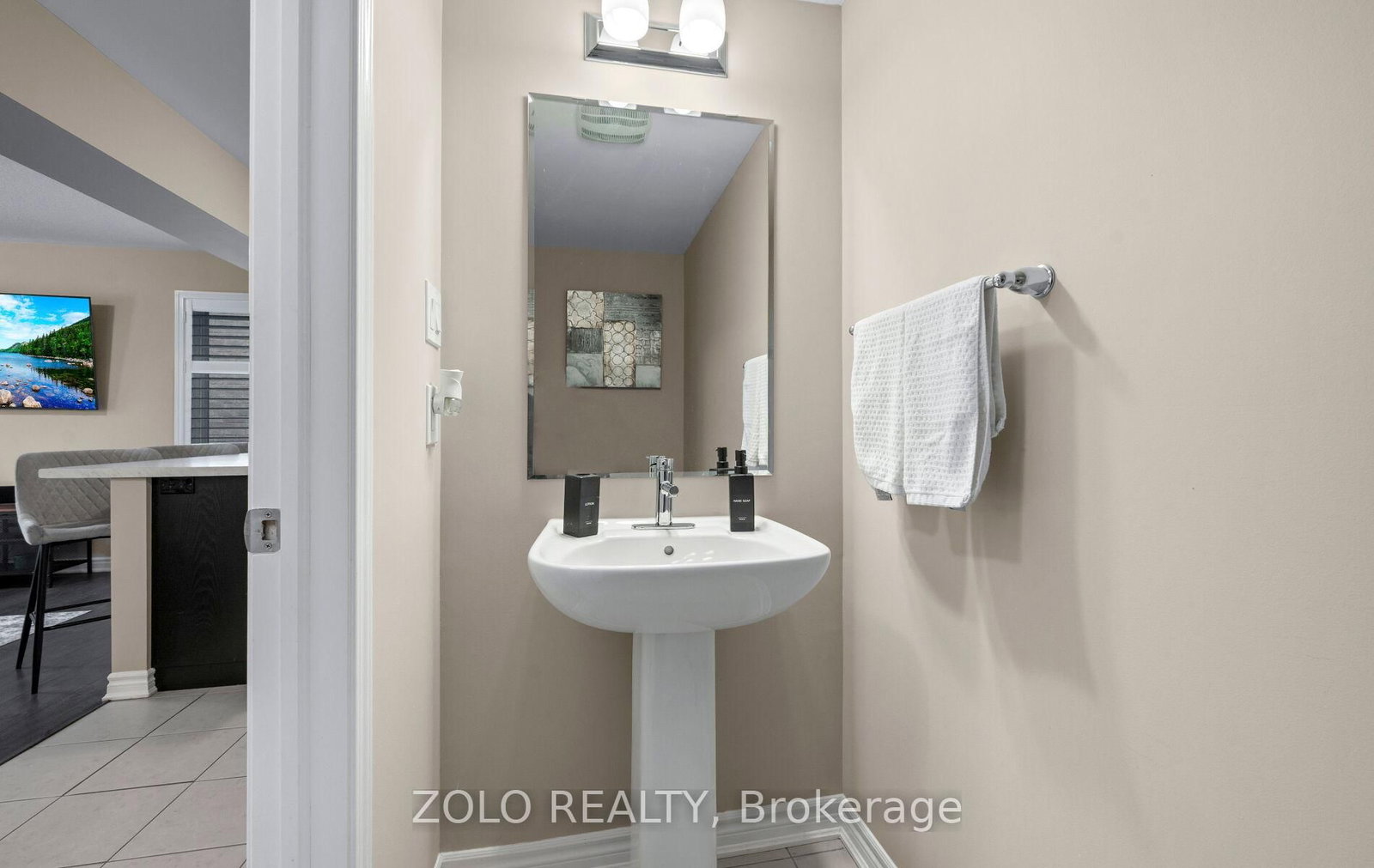 Townhouse for sale at 65-22 Spring Creek Drive, Hamilton, Ontario, L8B 1V7 - Waterdown - MLS: X12975516