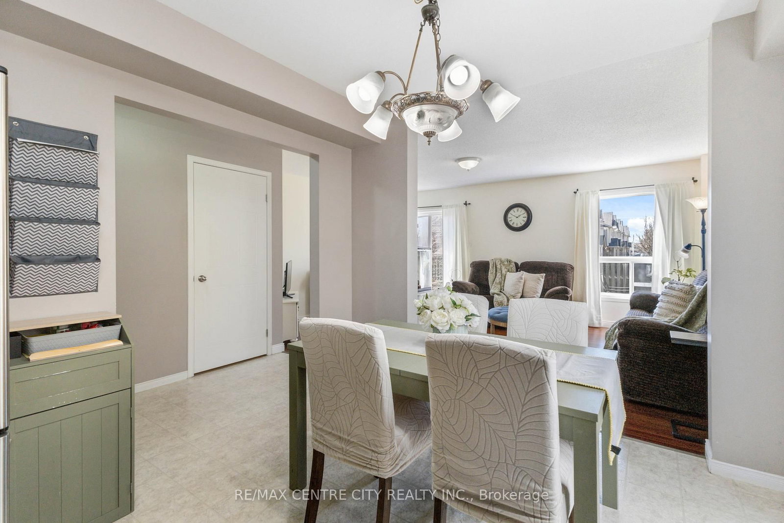 1084 Kimball Crescent - Photo 25