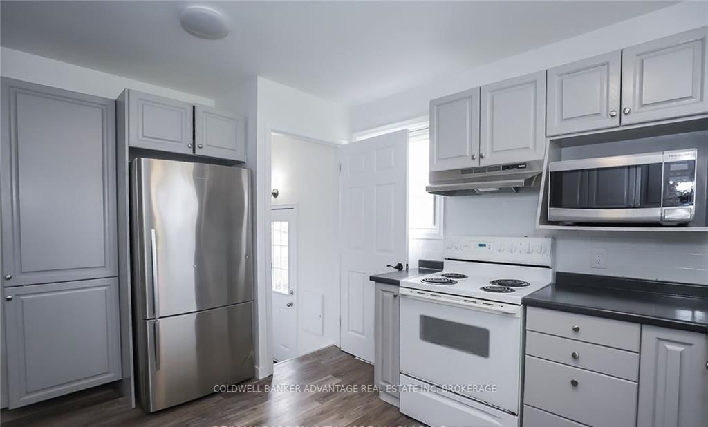 Detached House for sale at 55 Kent Street, St. Catharines, Ontario, L2S 1H4 - Western Hill - MLS: X12975586