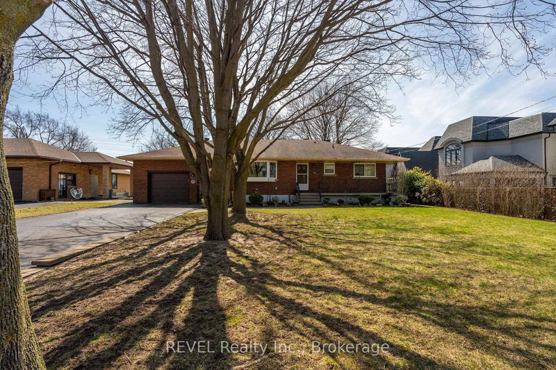 6398 Mountain Rd, Niagara Falls, L2E 6S4 | Image 3