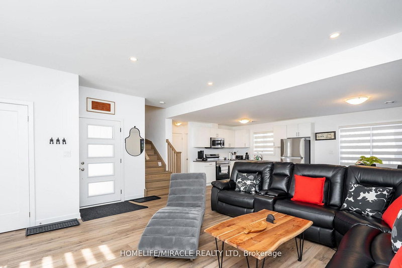 825 - 4263 Fourth Ave, Niagara Falls, L2E 0C2 | Image 3