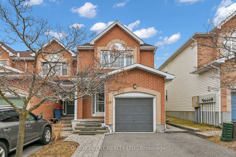 311 Southcrest Private, Ottawa, Ontario