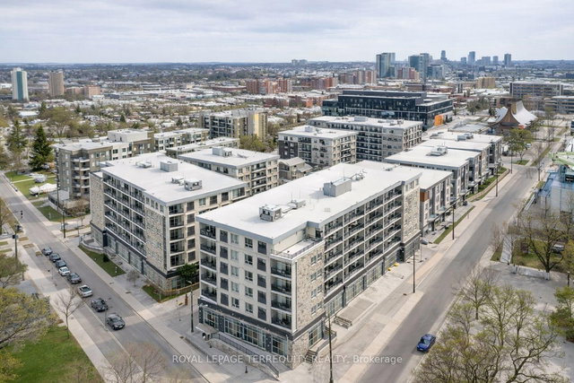 F106 - 275 Larch Street