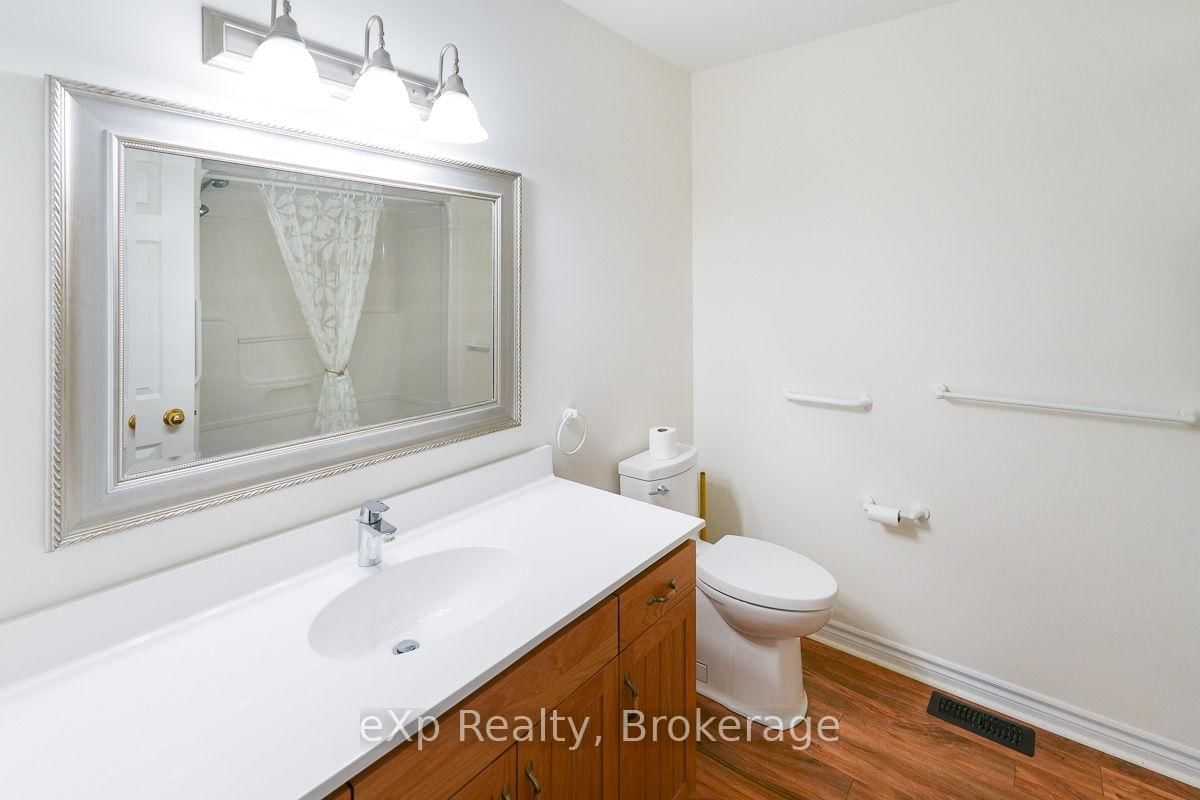 123 Church Street N, Unit 3 - Photo 18