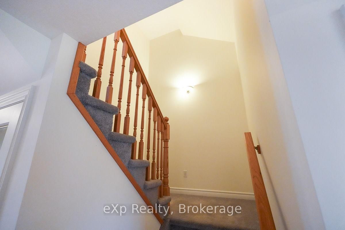 123 Church Street N, Unit 3 - Photo 22