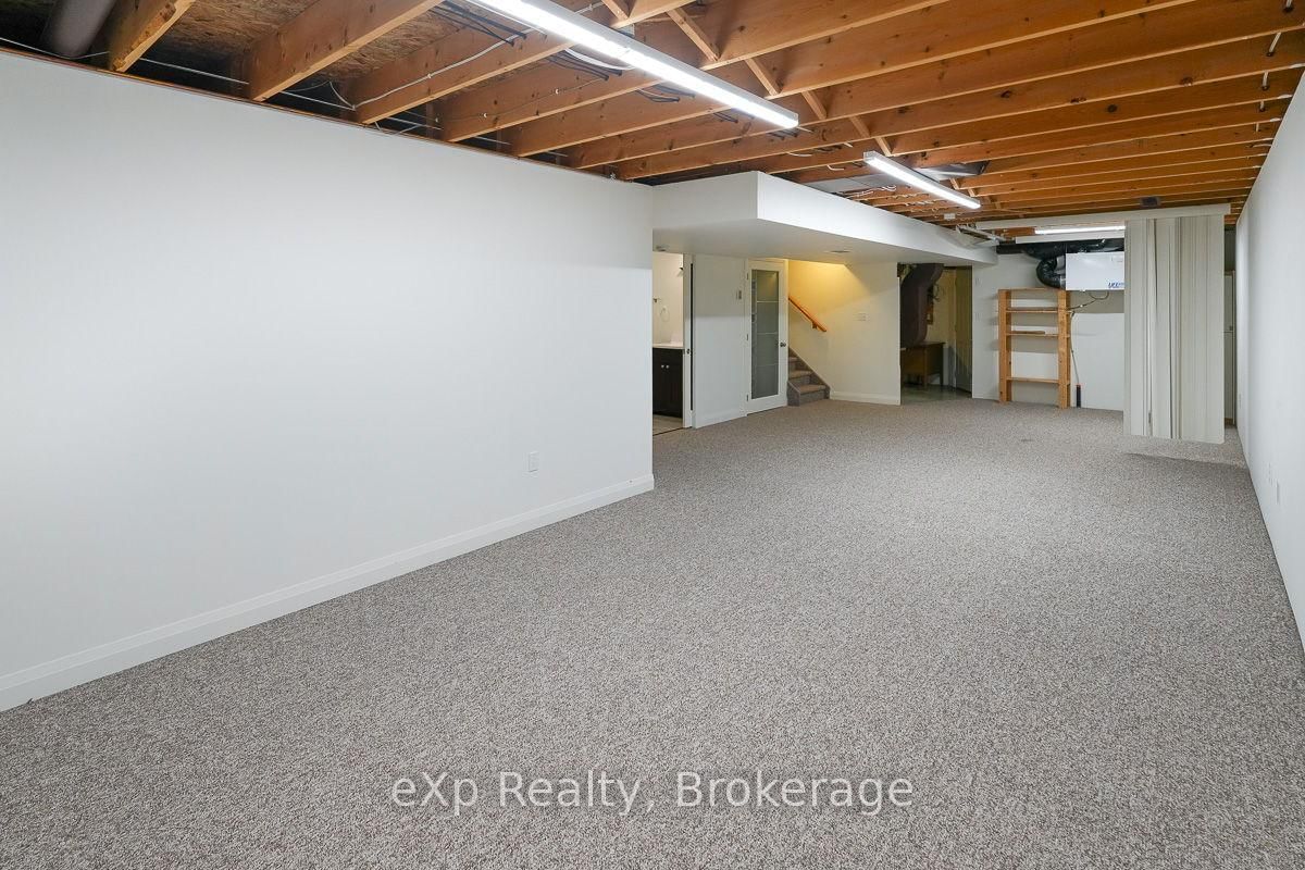 123 Church Street N, Unit 3 - Photo 38