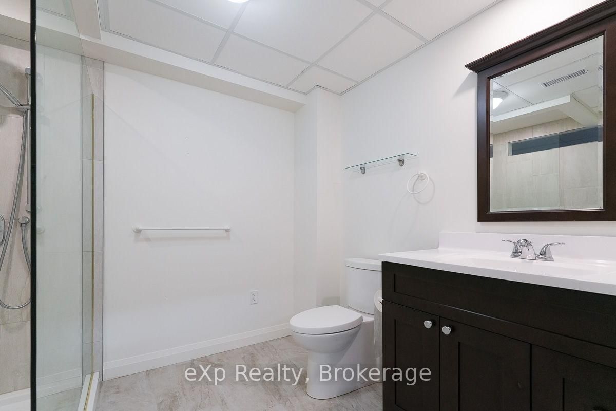 123 Church Street N, Unit 3 - Photo 39