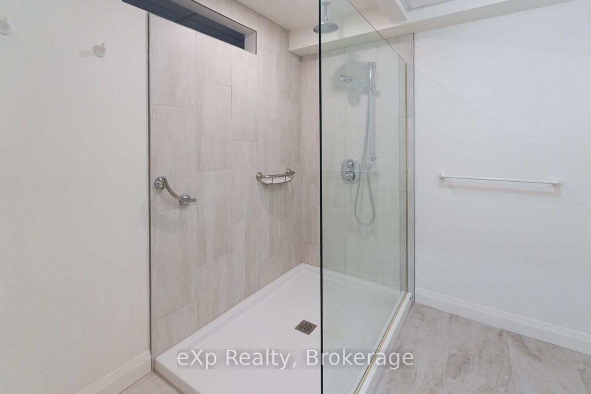 123 Church Street N, Unit 3 - Photo 40