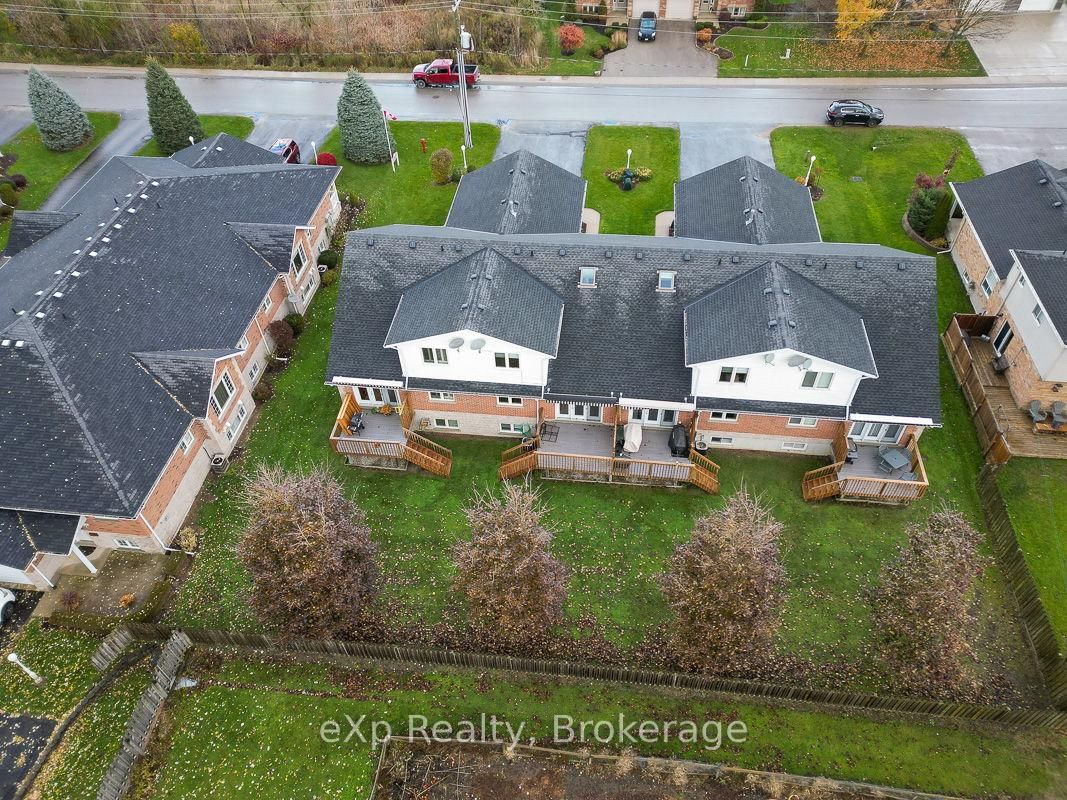 123 Church Street N, Unit 3 - Photo 43