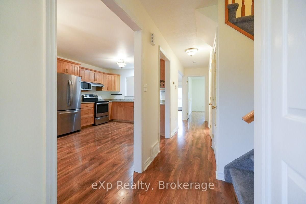 123 Church Street N, Unit 3 - Photo 5