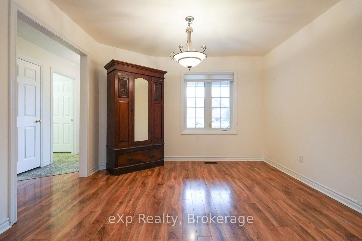 123 Church Street N, Unit 3 - Photo 6