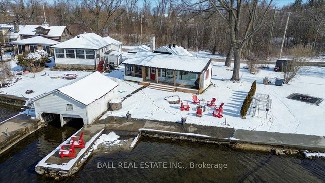 1129 McCarthy's Point Road