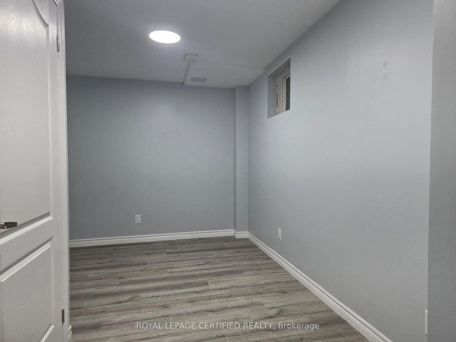 100 Chase Crescent, Unit Basement - Photo 7