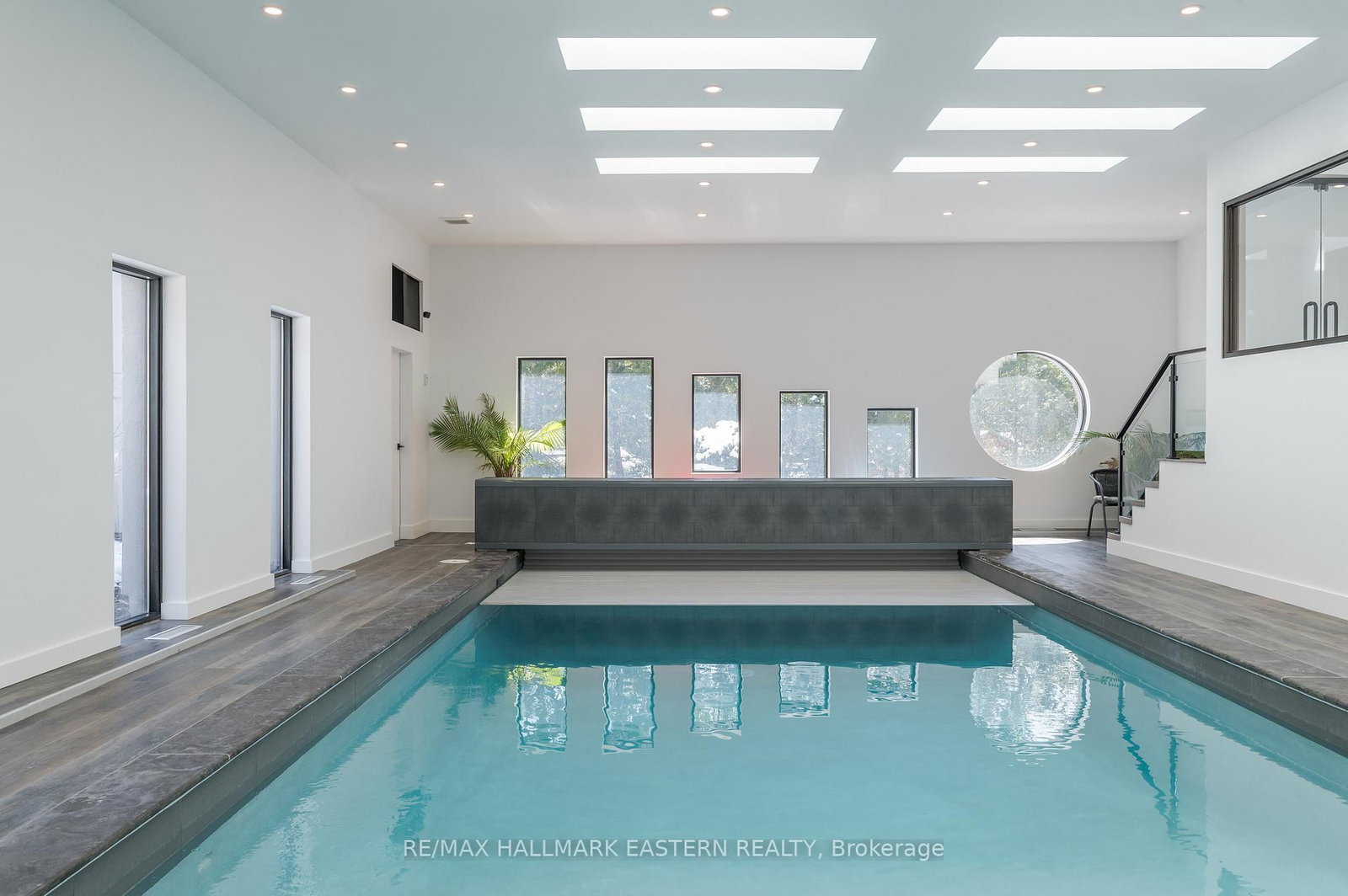 6 Weller Crescent - Photo 32