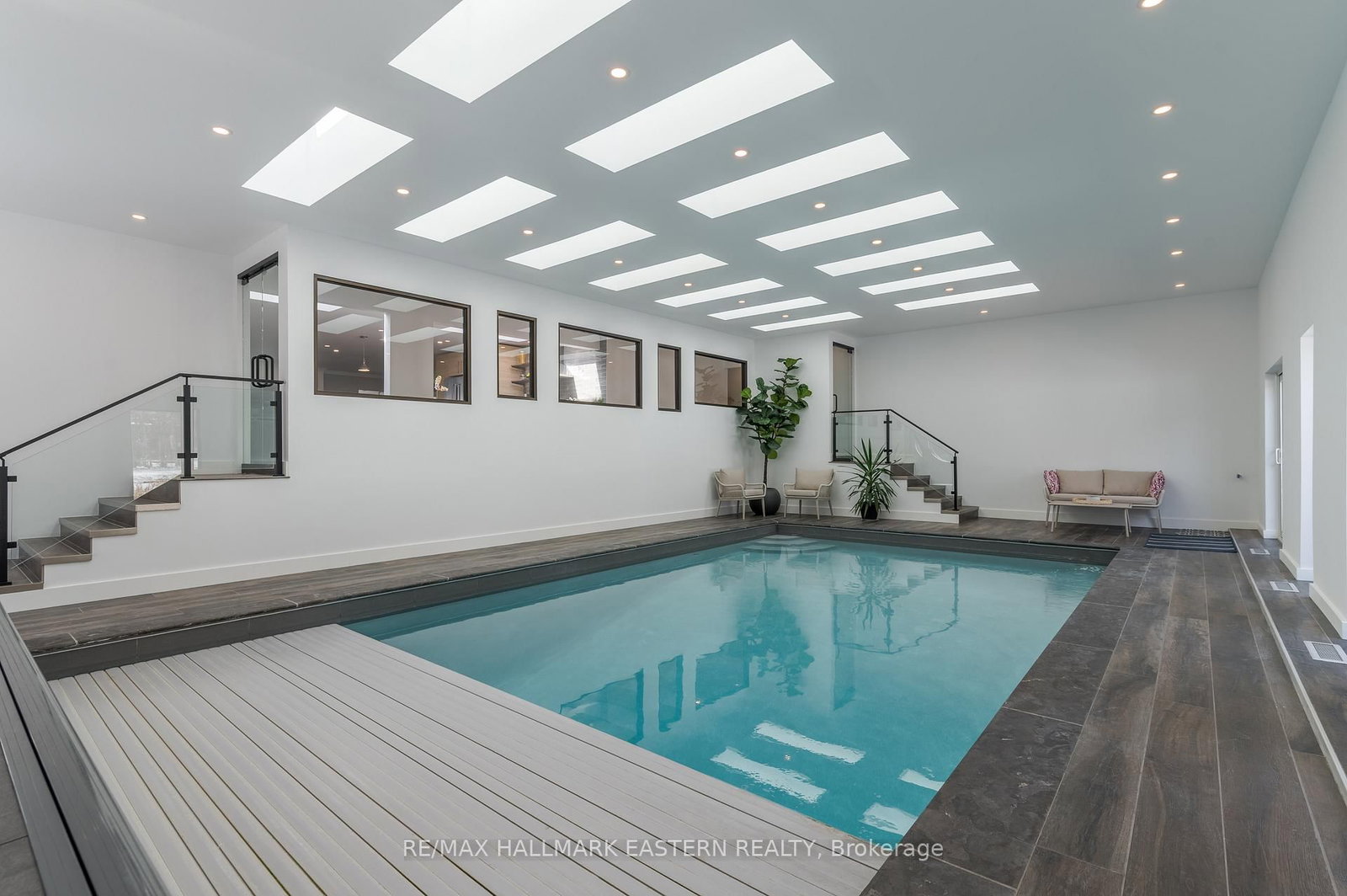 6 Weller Crescent - Photo 33