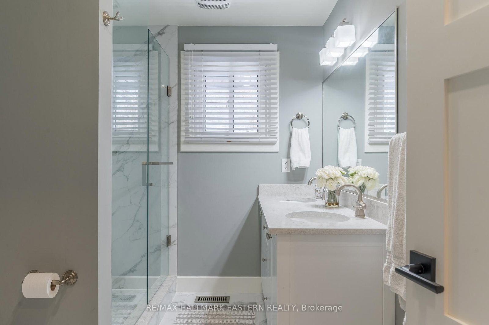 6 Weller Crescent - Photo 37