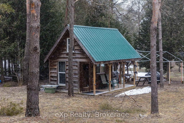 736073 West Back Line