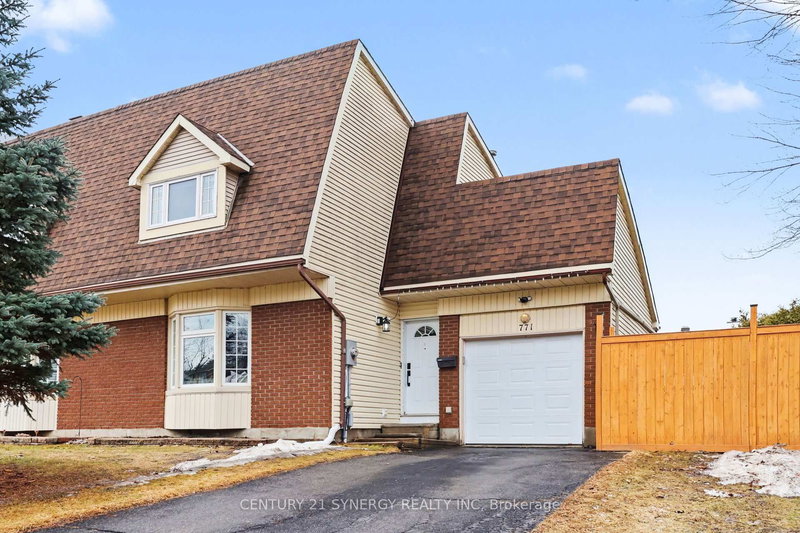 home for sale on 771 Vinette Crescent