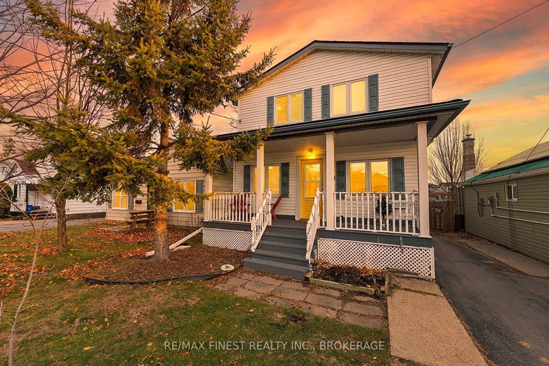 home for sale on 761 Victoria Street