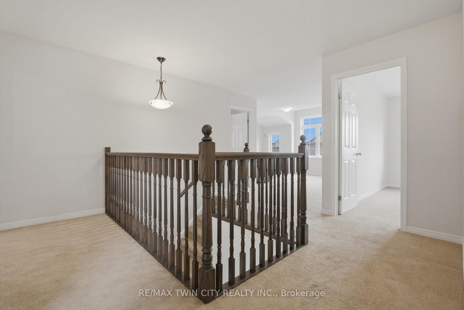 288 Steepleridge Street - Photo 32