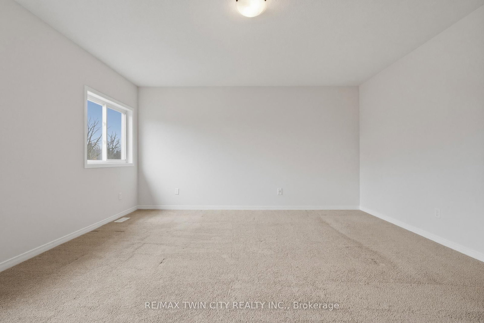 288 Steepleridge Street - Photo 37