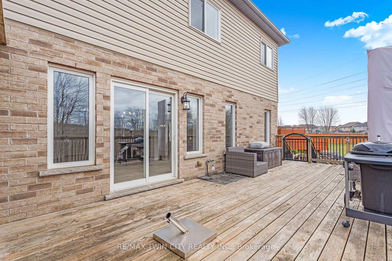 288 Steepleridge Street - Photo 41