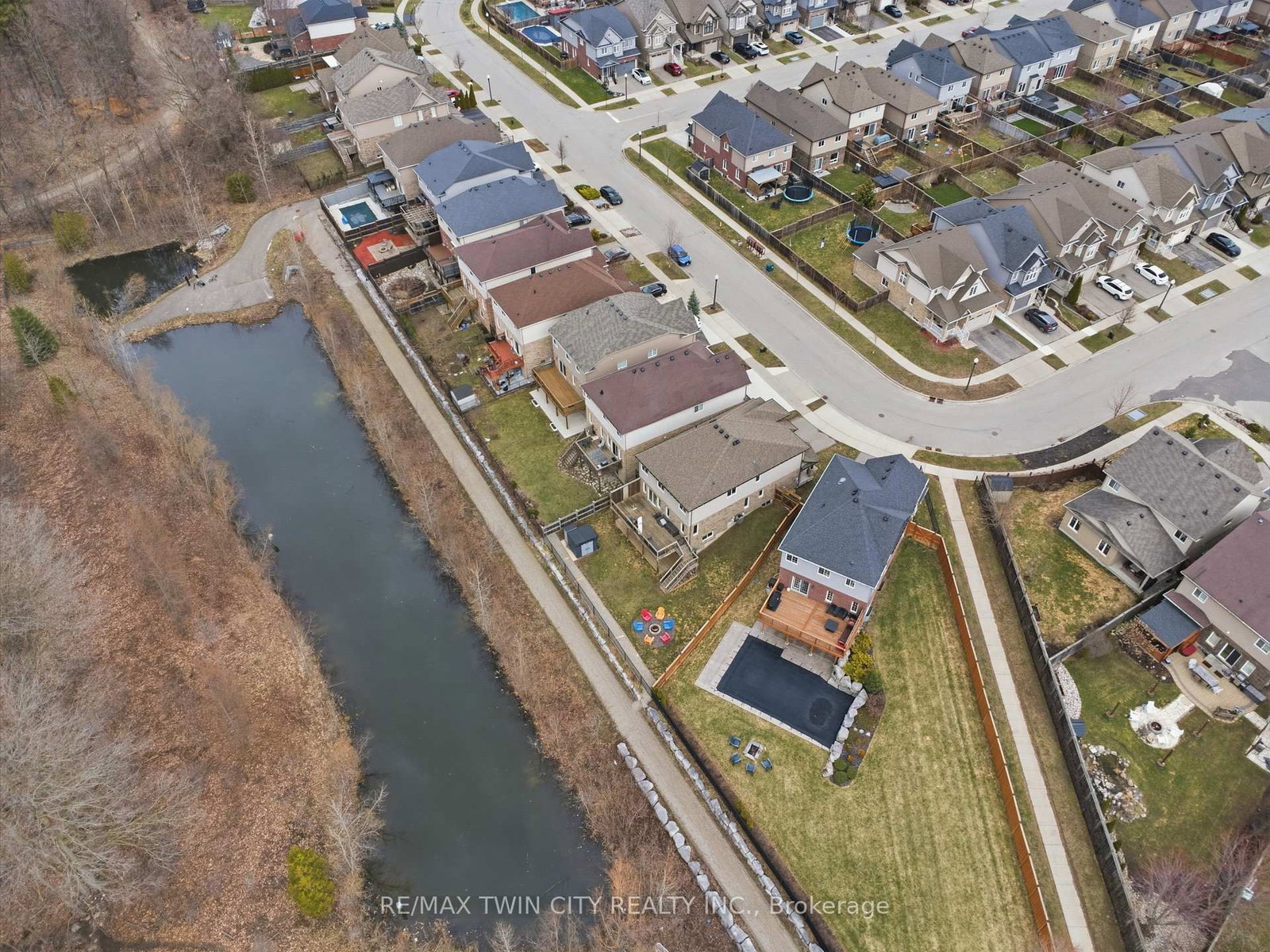 288 Steepleridge Street - Photo 48