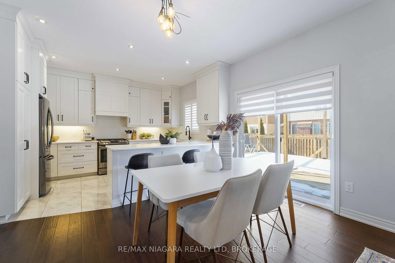 Detached House for sale at 132 Lametti Drive, Pelham, Ontario, L0S 1E6 - Fonthill - MLS: X12976380