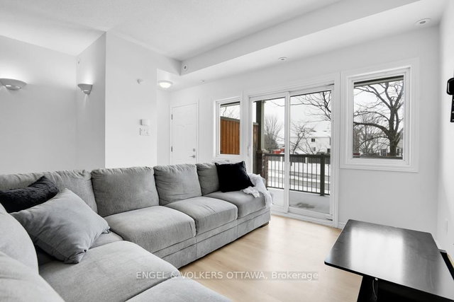 5 - 165 Waterbridge Drive