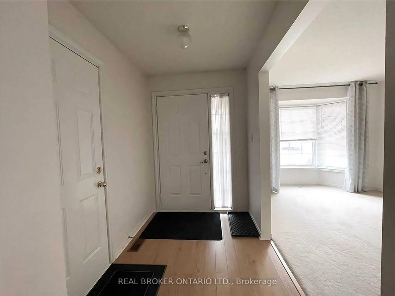 5999 Andrea Dr, Niagara Falls, L2H 2Z9 | Image 2