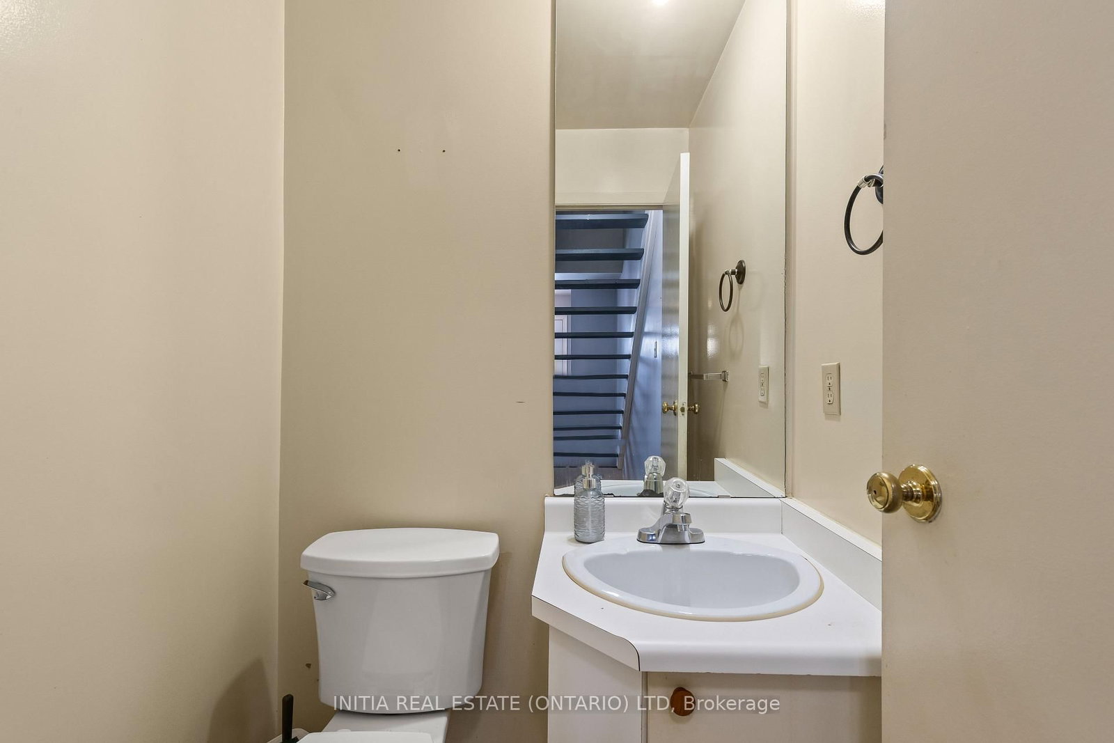 Townhouse for sale at 19-253 Taylor Street, London East, Ontario, N5Y 2J6 - East C - MLS: X12976480