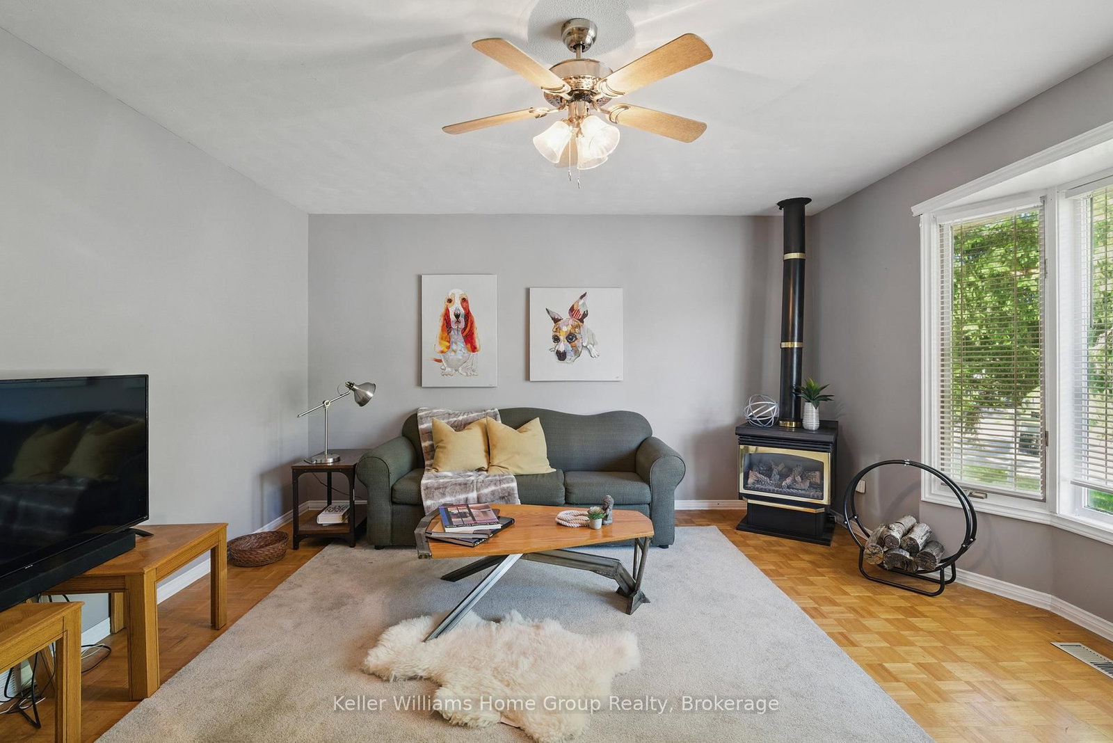 Listing Image 7