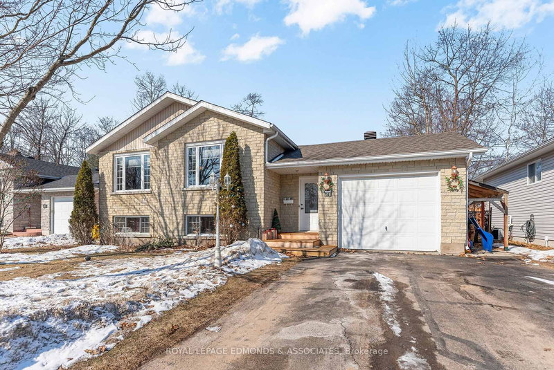 home for sale on 34 Bayshore Drive