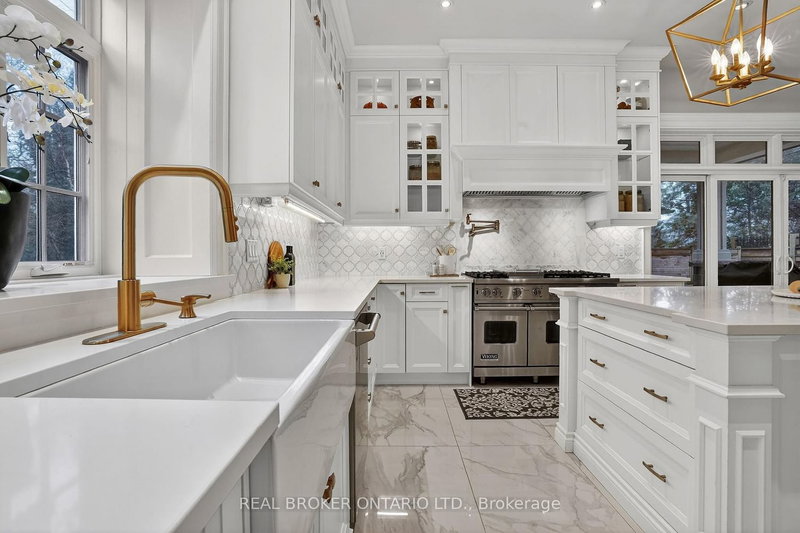 125 Central Dr, Hamilton, L9G 2A3 | Image 3