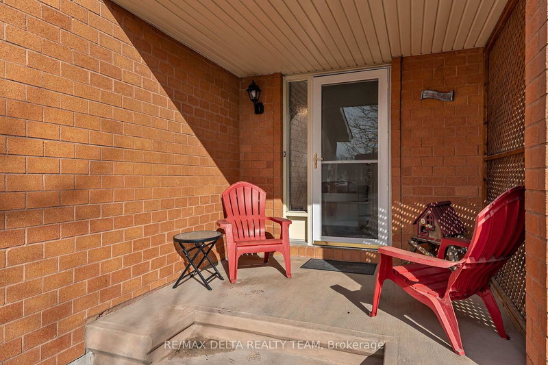 2685 Sylvain St, Clarence-Rockland, K4K 1V3 | Image 3