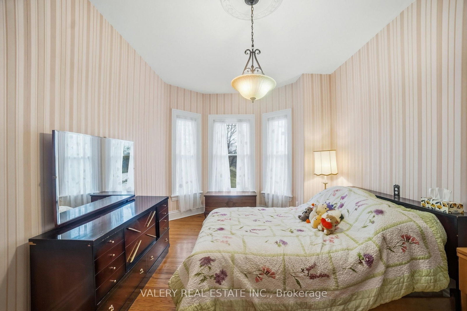 306 John Street N - Photo 17